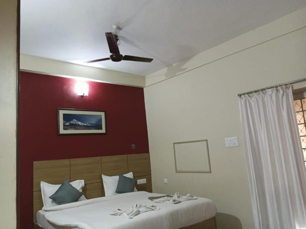 Chandan Resort Puri Esterno foto